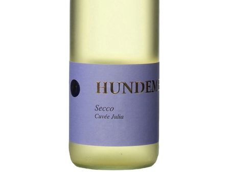 Una imagen de la etiqueta del vino de Weingut Hundemer Cuvée Julia